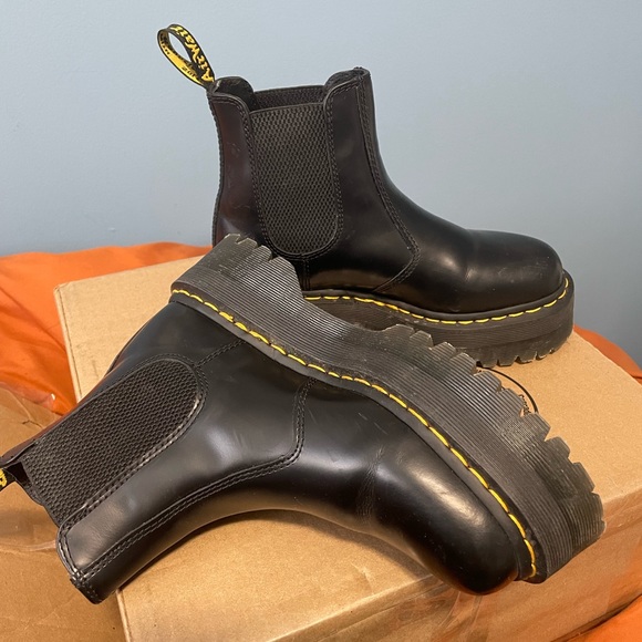 DR MARTENS 2976 QUAD PLATFORM - Picture 3 of 3